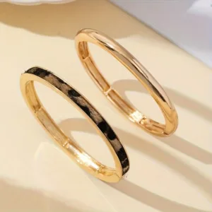 2pcs Elegant Retro Style Bracelets | air of Glossy and Flat Bracelets